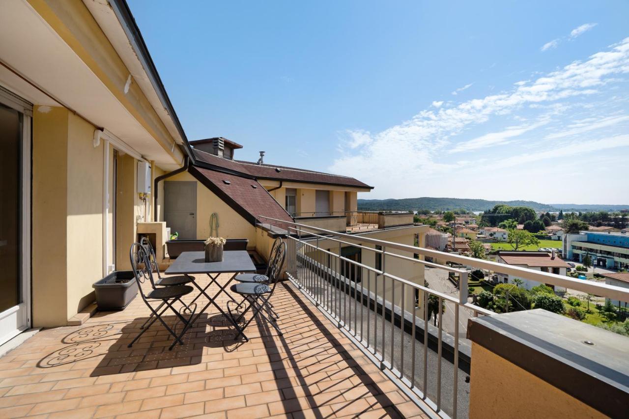 La Casa Del Riccio Appartement Arona Buitenkant foto