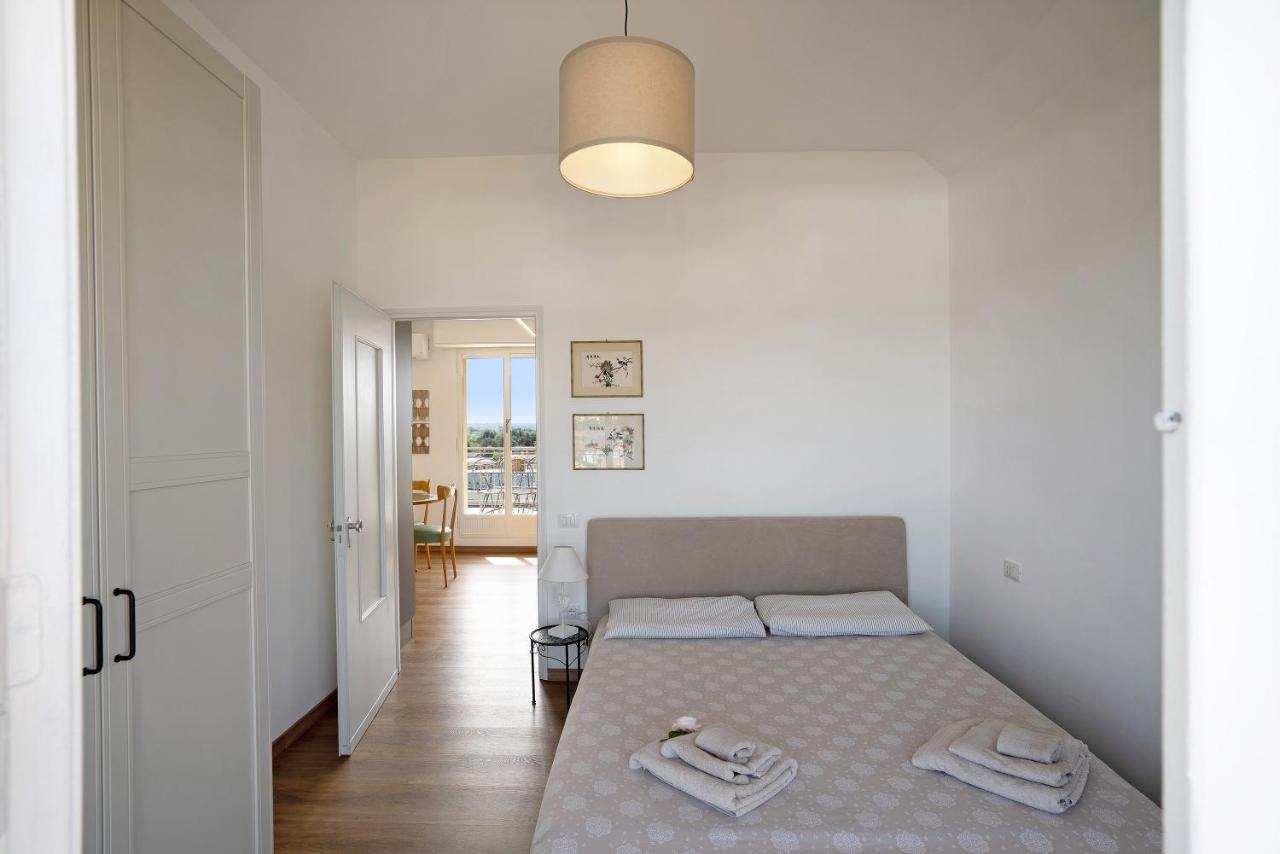 La Casa Del Riccio Appartement Arona Buitenkant foto